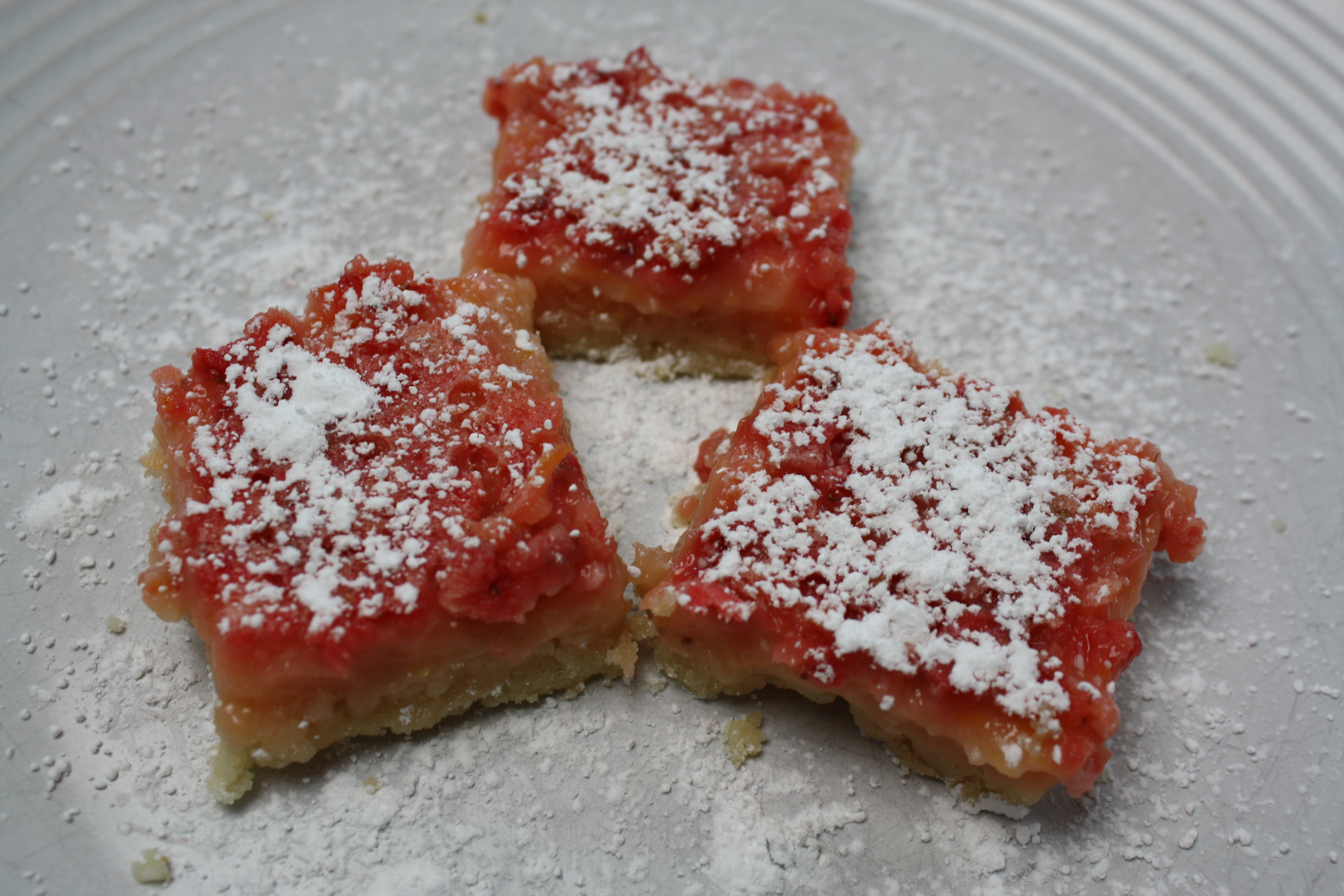 Gluten Free Strawberry Lemonade Bars