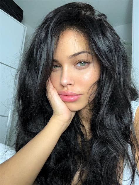 Snow white raven haired chick with skinny body fucks like a wick