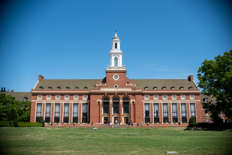 How to Understand the Differences Between Full-Frame Versus Crop-Sensor Cameras