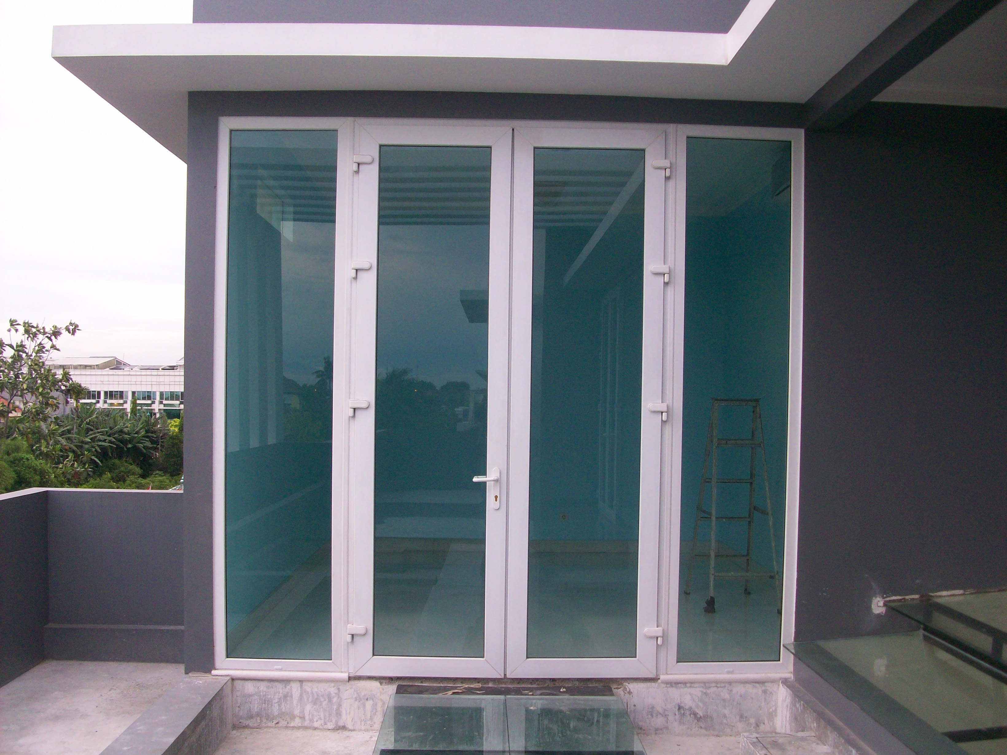  Harga  Daun  Pintu  Aluminium  Swing Pintu  Aluminium  Kaca 