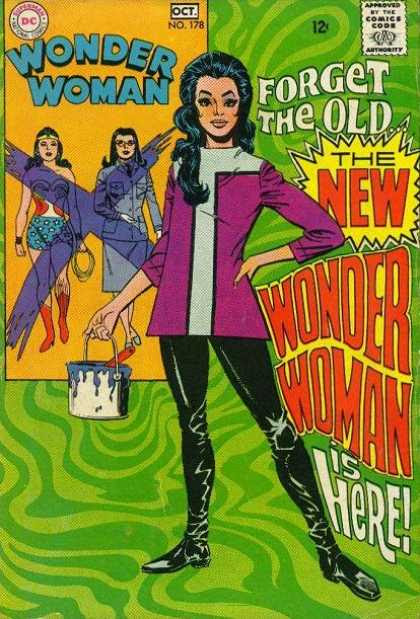 Wonder Woman Gets A New Costume We Re Unsure About The Jacket Ew Com