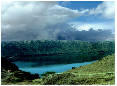 lonar-crater.jpg