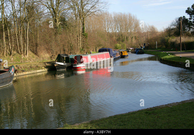 Bulbourne Stock Photos &amp; Bulbourne Stock Images - Alamy