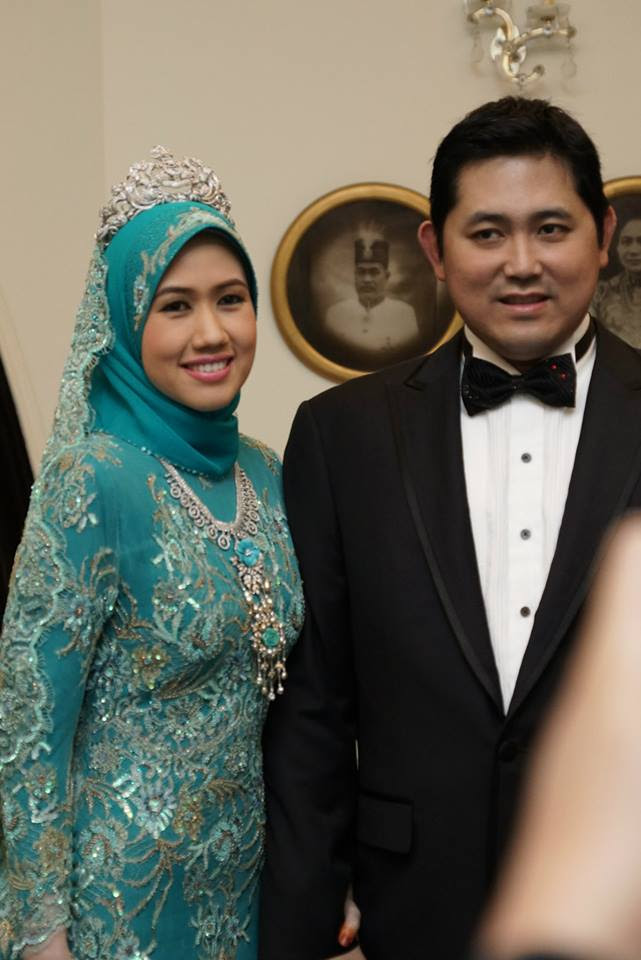 BICARA PERJUANGAN: ( FOTO ) : PERKAHWINAN DIRAJA ADINDA 