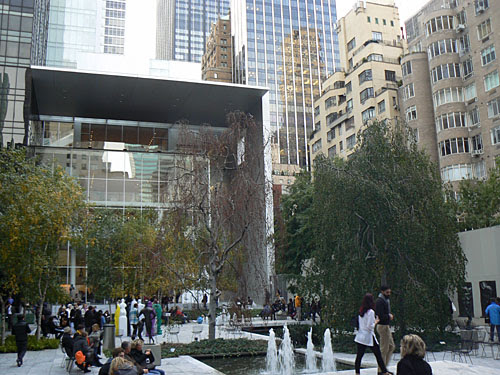 moma et jardin.jpg
