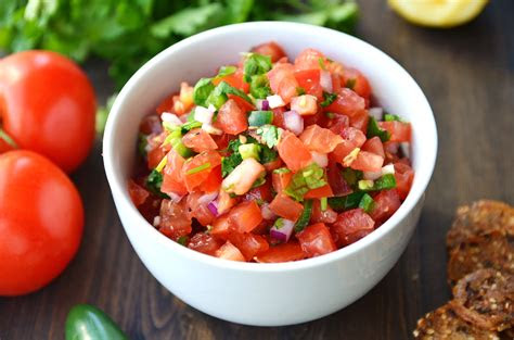 easy homemade salsa recipe fablunch