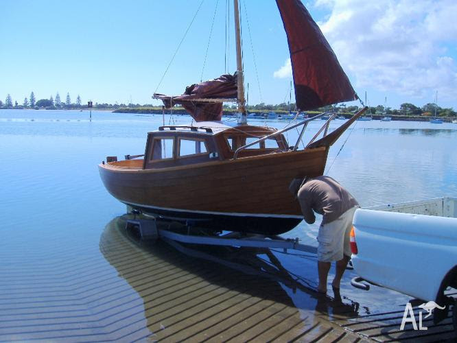 20ft wooden motorsailer 8hp yanmar for Sale in ABBOTSFORD 