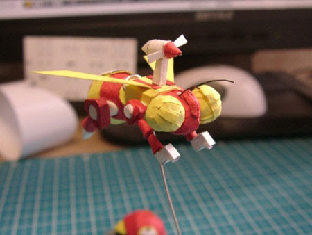 Honeybee-Drone Papercraft