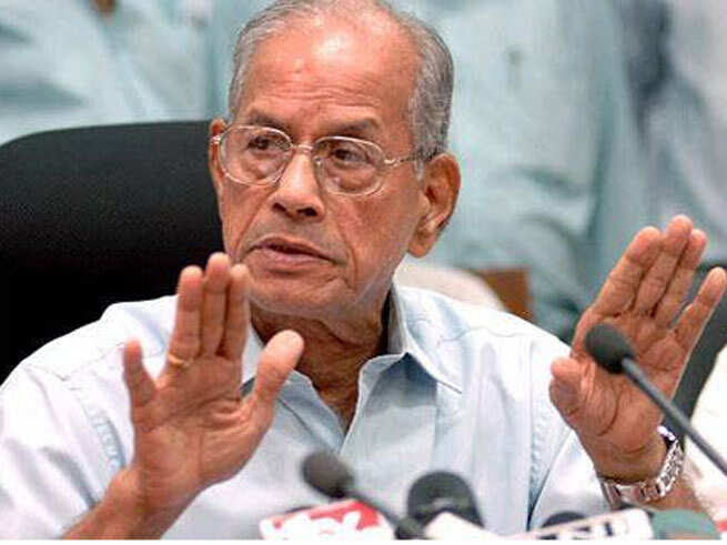 रेलवे में हर साल हो रही 10 हजार करोड़ की 'लूट': रिपोर्ट