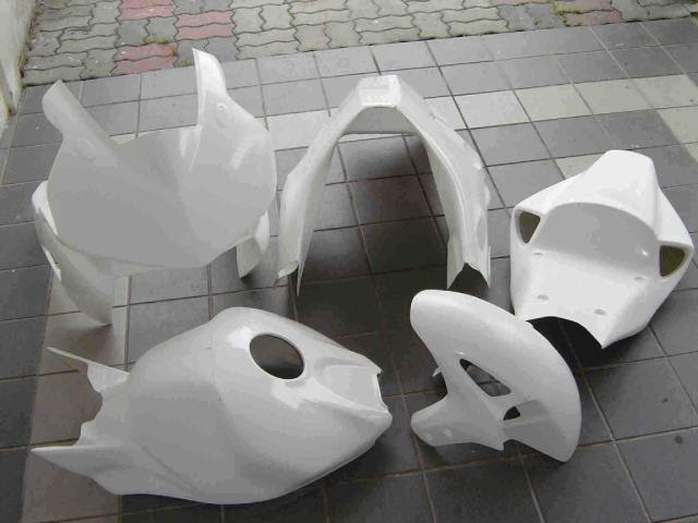 MEMBUAT BODY MOTOR DENGAN BAHAN FIBERGLASS Yours Information MEMBUAT BODY MOTOR DENGAN BAHAN FIBERGLASS Yours Information