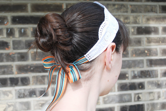 eyelet headband