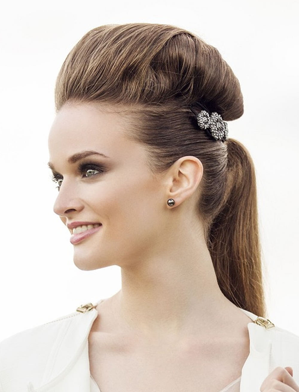 32 Perfect Updo Hairstyles for Prom 20172018  Round, Square Oval 