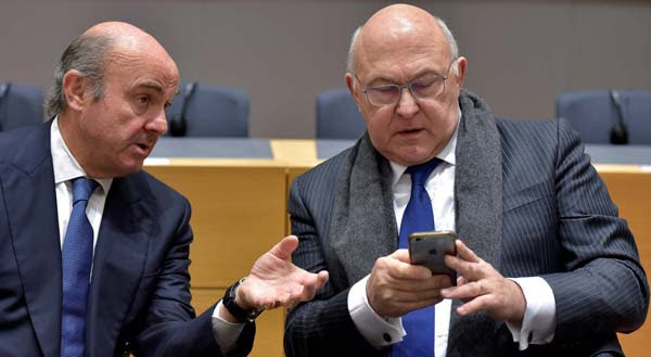 Política de Trump coloca em risco ordem económica mundial