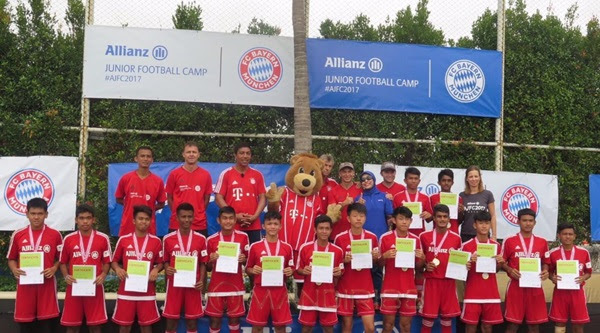  Dua Remaja Indonesia Timba Ilmu di Bayern Munchen