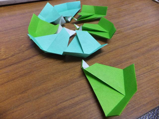 ちょっと ひと休み 折り紙 八角形の箱