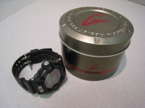 The GW9200-1 Riseman comes in a nice, cylindrical tin box.