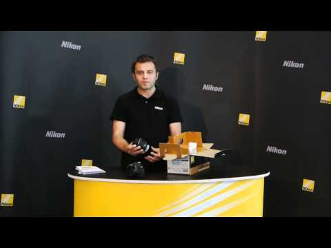 Unboxing Nikon D3200