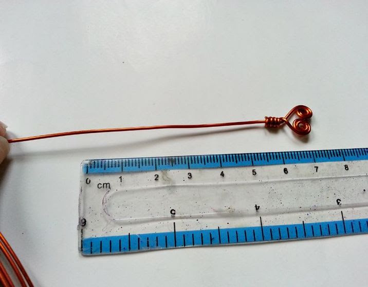 Make a Wire Swirly Double Heart Ring step9.jpg