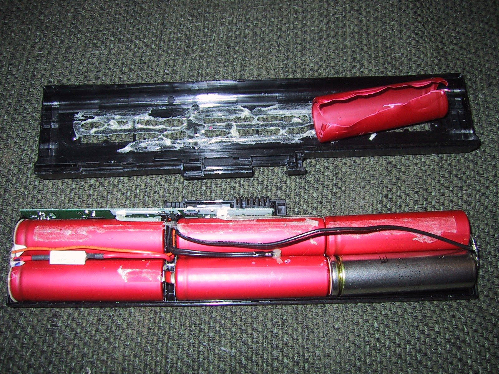 ... battery has six cells in three parallel groups of 2 cells are