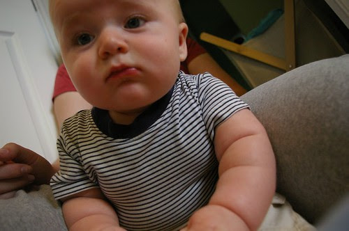 sitting up018