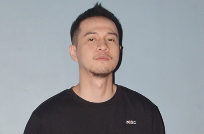Herjunot Ali: Berita, Foto, Video, Lirik Lagu, Profil 