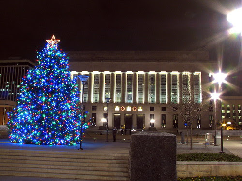 Nashville's 2010 Christmas Tree & Courthouse