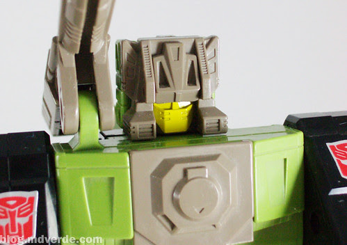 Transformers Hardhead G1 Headmaster with Duros - modo robot