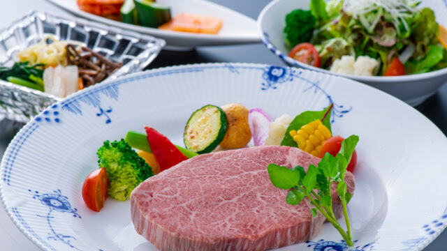 ランチメニュー 焼肉を大分で食べるなら 究極の焼肉 羊馬 へ