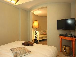 Springs Valley Hotel