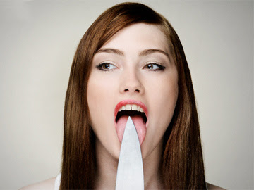 15 signs of dangerous women