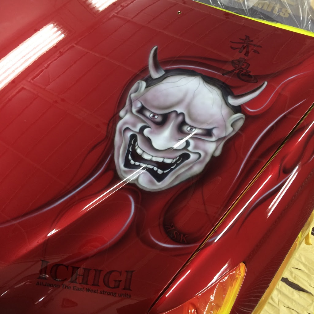 本日もエアブラシ 神奈川県厚木市の株式会社k S K 自動車の板金塗装 オリジナルカスタマイズ