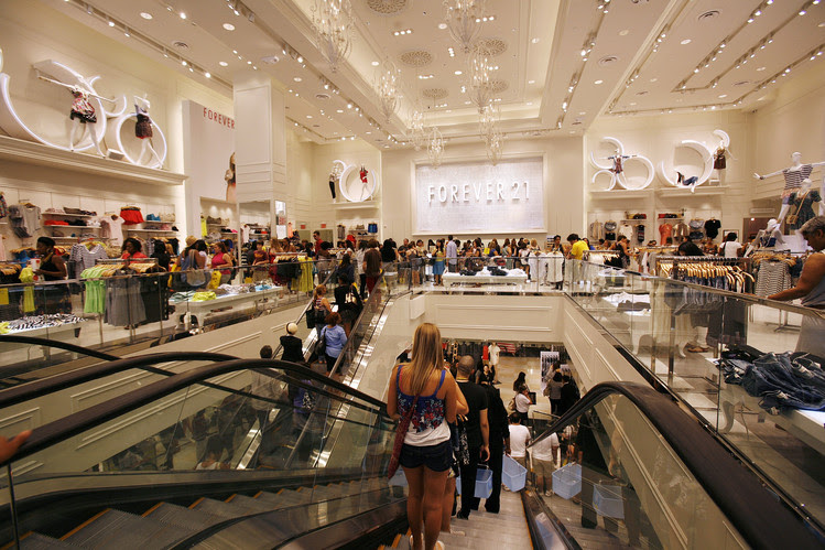 Forever 21âs flagship store in New York's Times Square is a massive ...