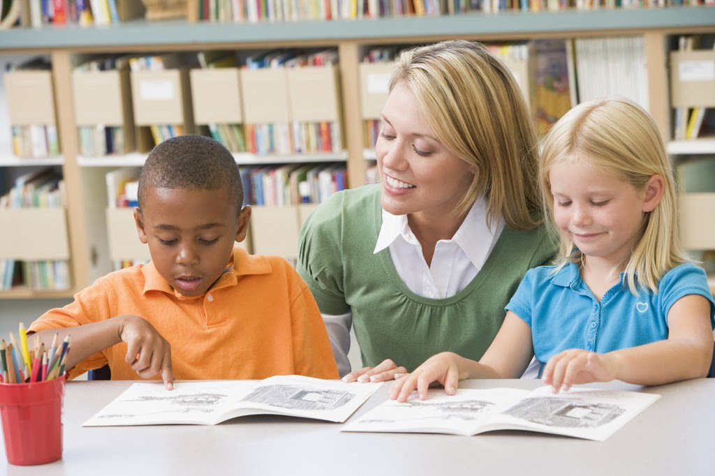 Результат пошуку зображень за запитом "teaching reading"
