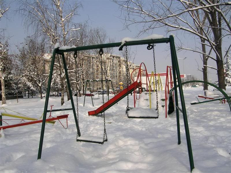 http://i288.photobucket.com/albums/ll164/volanskopje/3Large-33.jpg?t=1231600329