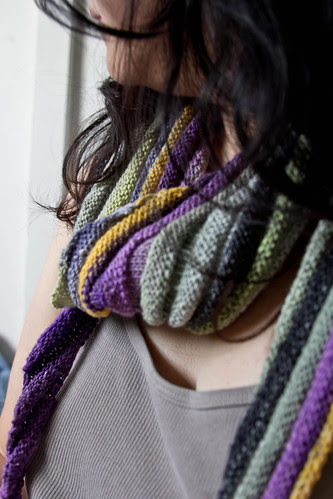 Rollercoaster triangle scarf