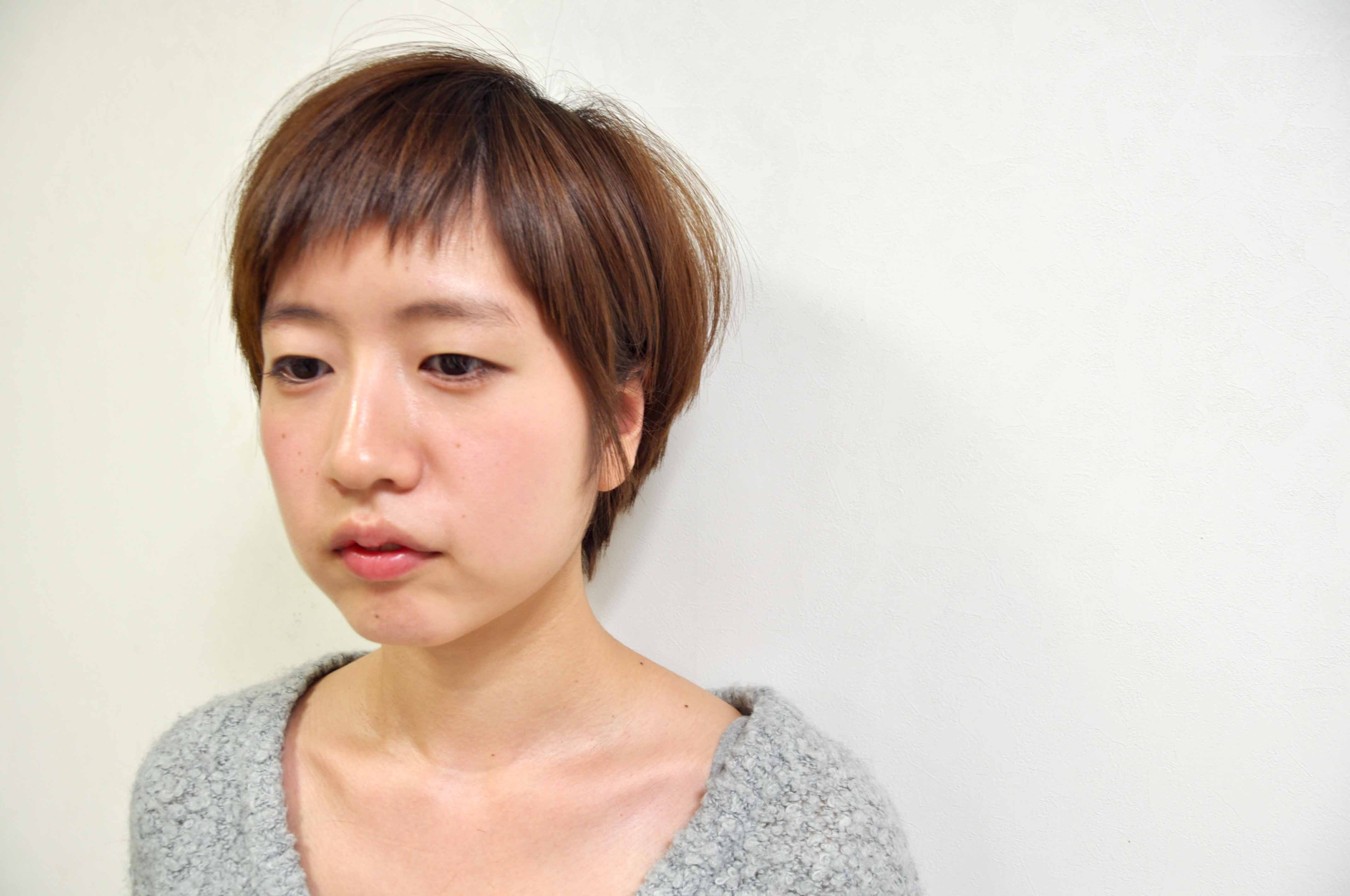 あなたの分け目は右 左 つむじの渦の方向で流し易さが決まります ショートカットとくせ毛が得意なくせもの美容師のブログショートカットとくせ毛 が得意なくせもの美容師のブログ