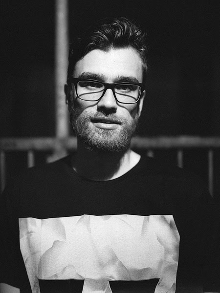 damon albarn teeth. Teeth by Jimmy Mould