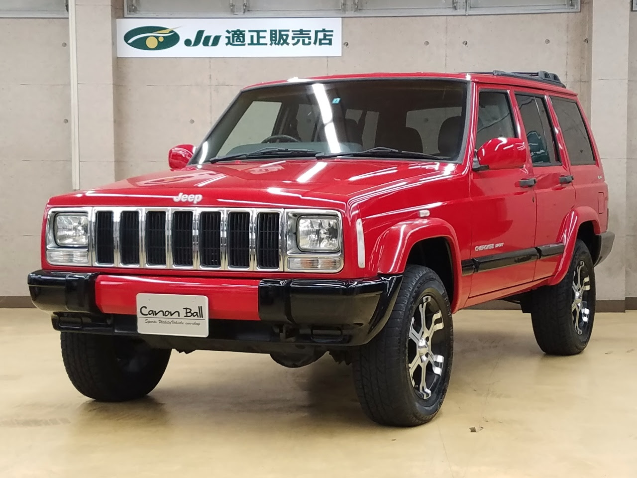 ジープ チェロキー 中古車詳細 Jeep ジープ中古専門店 キャノンボール 埼玉 16号線沿い スポーツ ｍｋｗ ａｗ カスタムインテリア ビルトイン式ｈｄｄナビ 地デジフルセグｔｖ一体機 最終モデル