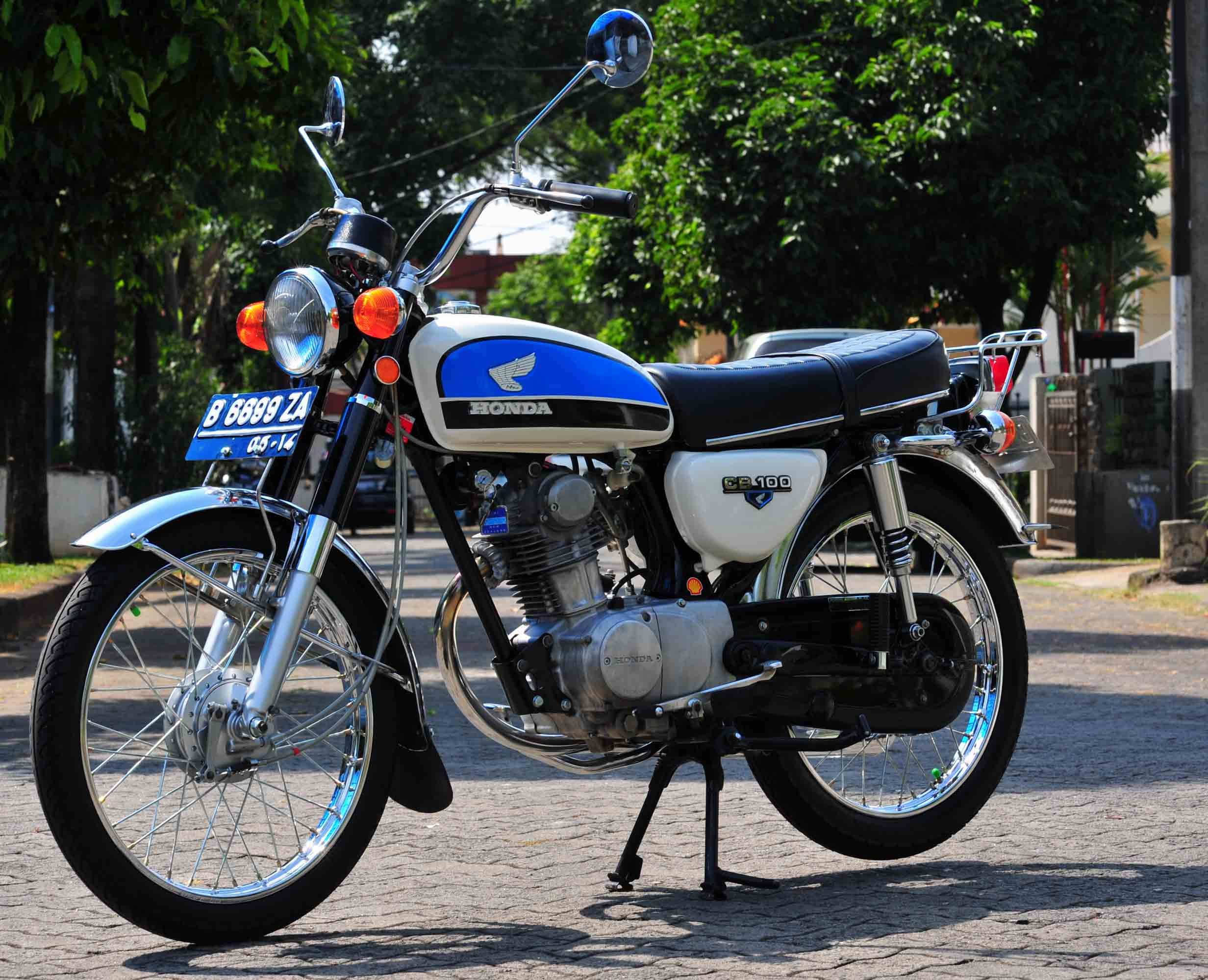 Car Picker Honda CB 100