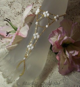 Barefoot-Sandals-White-Gold-V-Style-Bridal-Foot-Jewellery-1-pair
