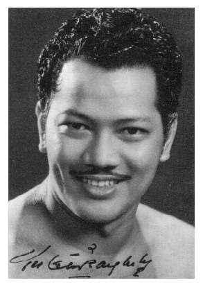 http://pickholes.files.wordpress.com/2007/05/p-ramlee1.jpg