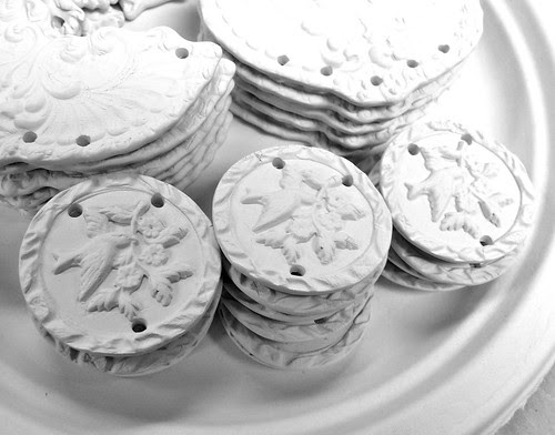 Porcelain greenware
