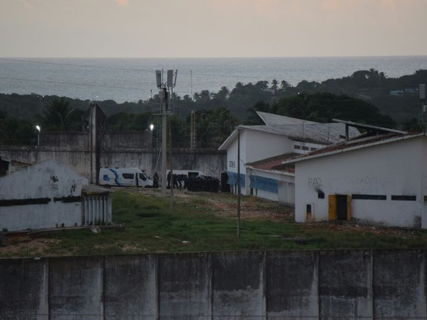 Detentos são transferidos de pavilhão de Alcaçuz (Foto: Fred Carvalho/G1)
