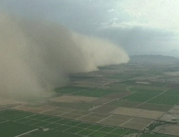 Tempestade de areia de 20 km atinge os EUA (Foto: BBC)