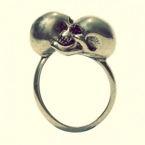  skulls wedding ring