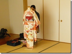 振袖の着付を練習中 (3)