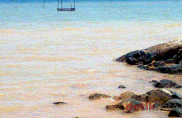 Laut Batam Tercemar