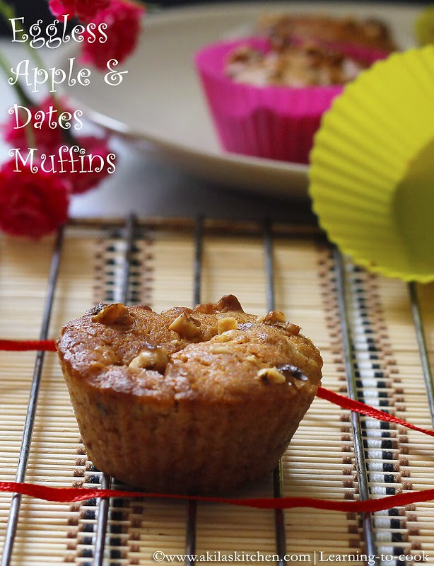 apple muffins