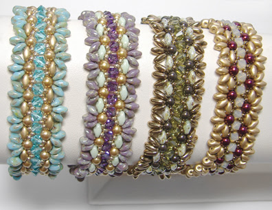 http://www.aroundthebeadingtable.com/Patterns/Ruffle.html