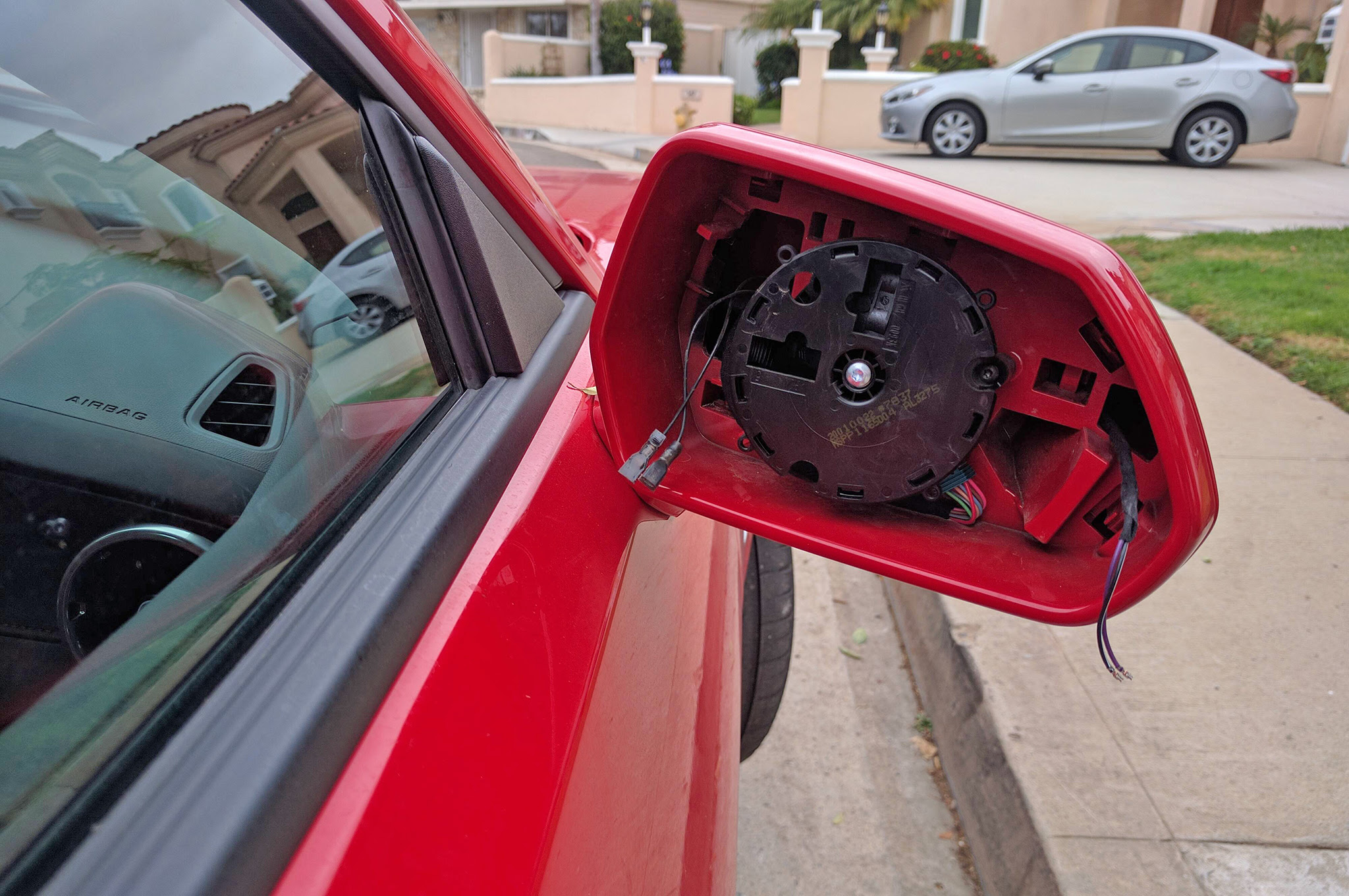 2016 Chevrolet Camaro SS right mirror